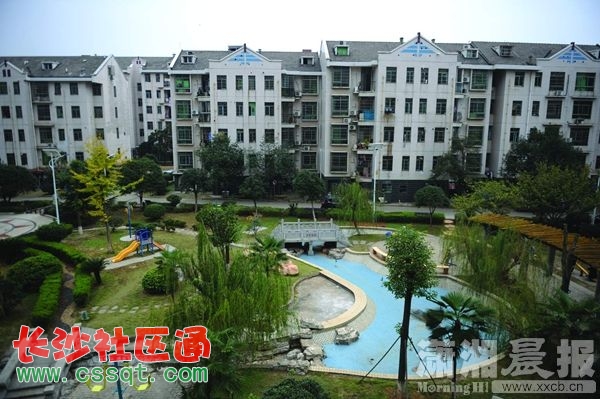 huangj1411620.JPG